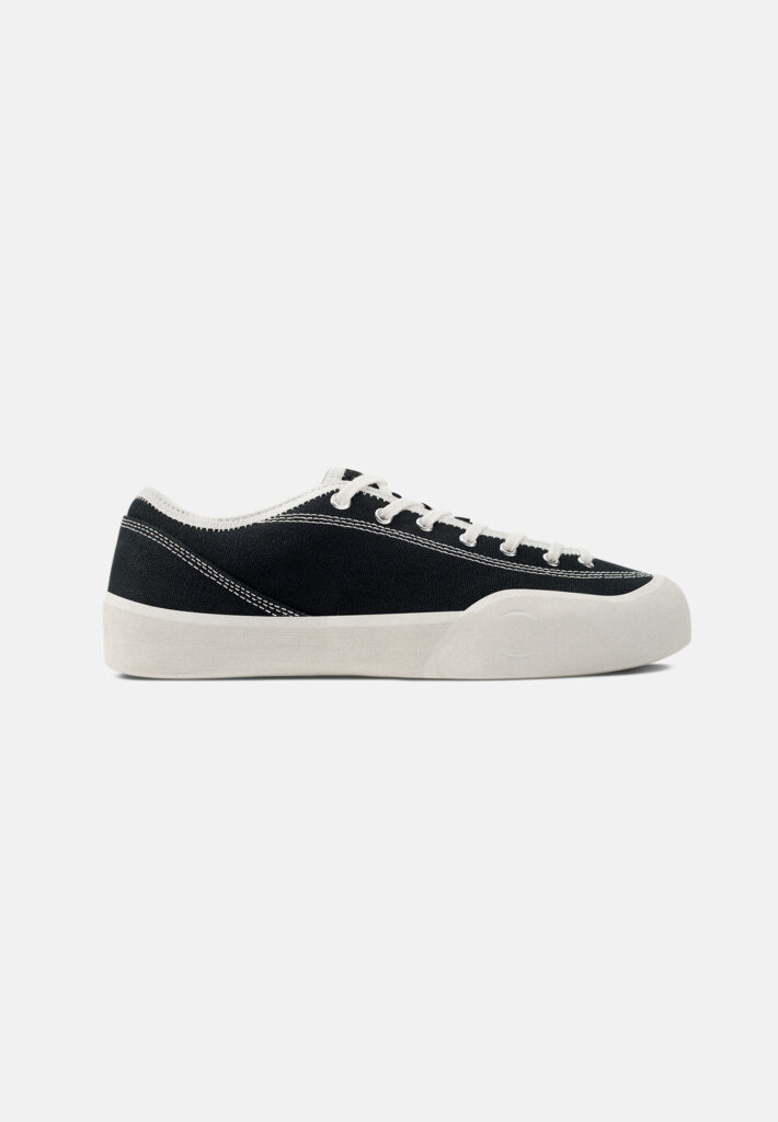 VILLAGE PM COMPRAR ZAPATILLAS SKATE ESPAÑA MADRID OVIEDO ASTURIAS